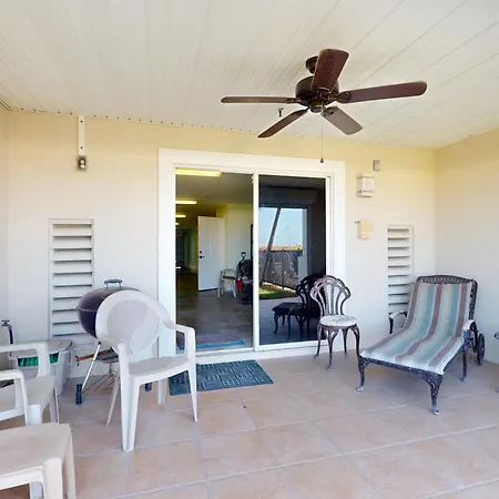 Seascape 104 Villa